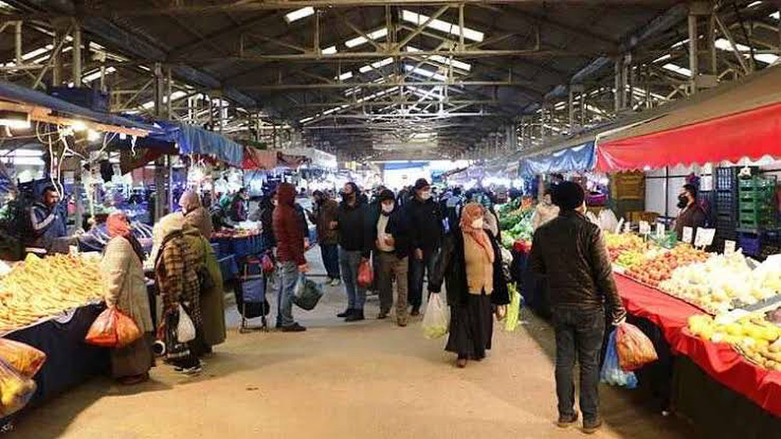 Karasu’da Halk Pazarı Yaz Mesaisine Geçiyor