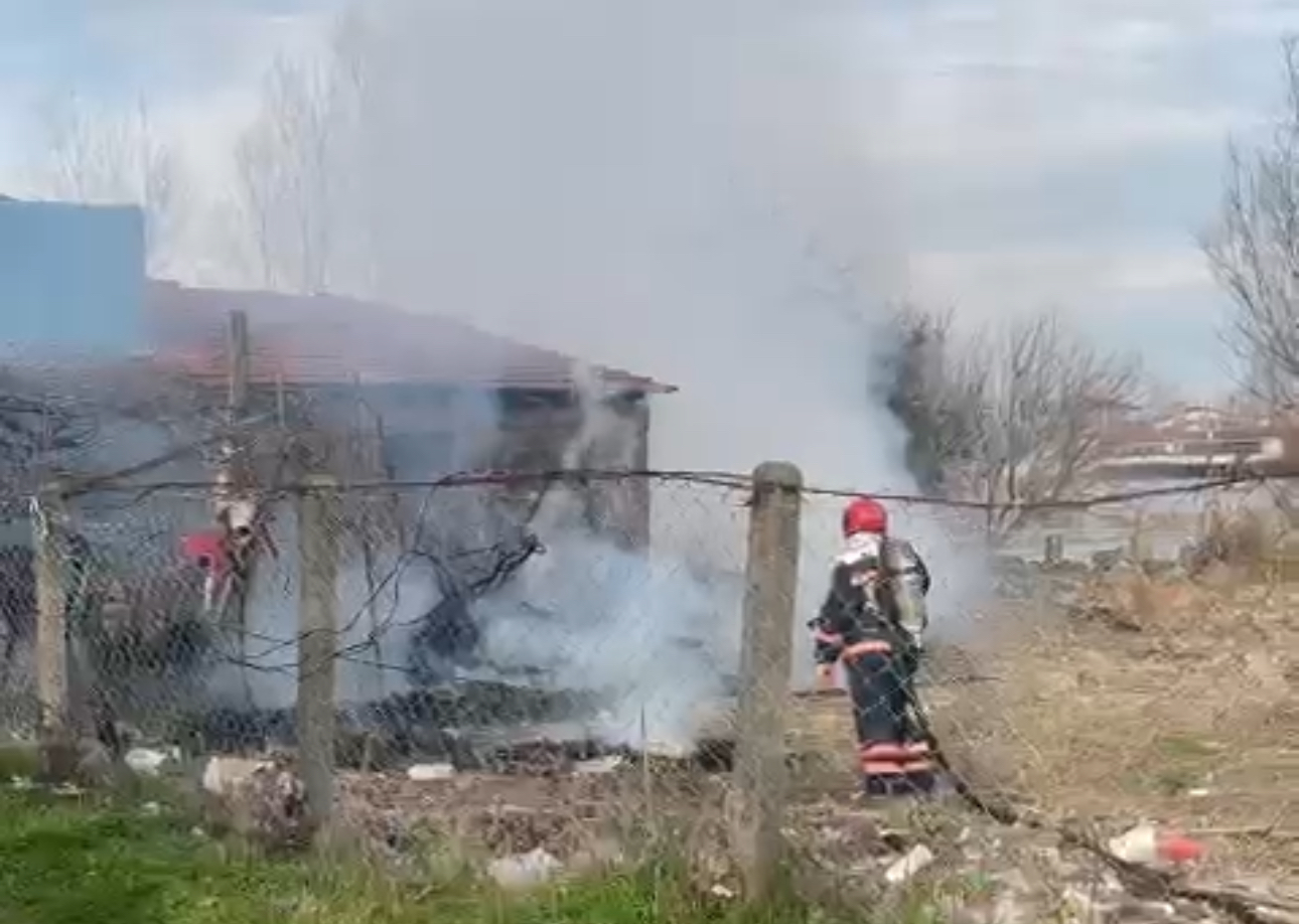 İhsaniye Mahallesinde Yangın