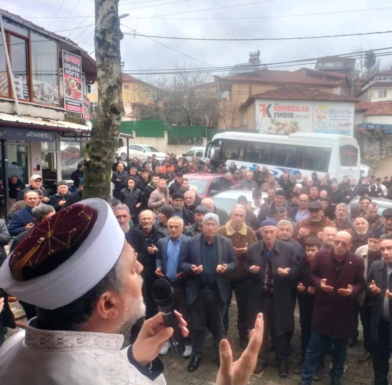 Umreciler Dualarla Kutsal Topraklara Uğurlandı