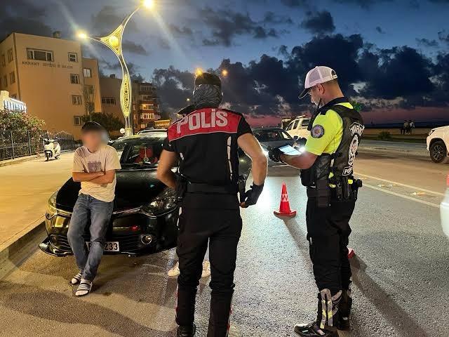 Karasu’da Bayram Trafiğine Sıkı Denetim: Can Kaybı Yaşanmadı