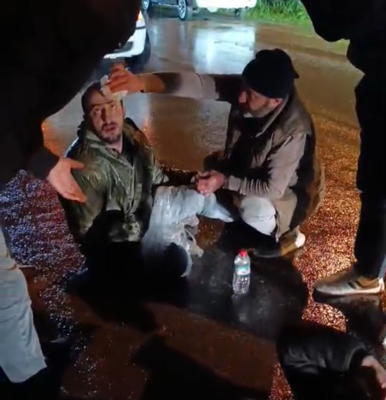 Gazi Caddesinde Motosiklet Yayaya Çarptı