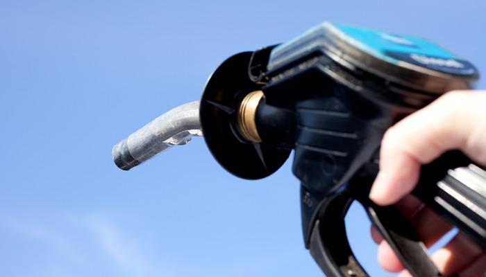 SON DAKİKA: Peş peşe 3 zam! Hem motorin hem benzin: 1 litre akaryakıt 45 lira olacak (30 Ocak Salı güncel benzin mazot fiyatı)